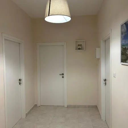 Garibaldina Villa *
